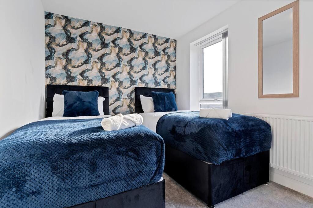 Luxury Birmingham City Centre Townhouse With Free Parking - Sleeps 4 - Perfect For Contractors, Business Travellers, Families And Other Groups - Near Bullring, Newstreet, Selfridges, Nec, Nia & Birmingham Airport Dış mekan fotoğraf